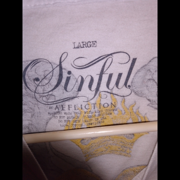 Large Sinful Affliction T-Shirt - Picture 3 of 3